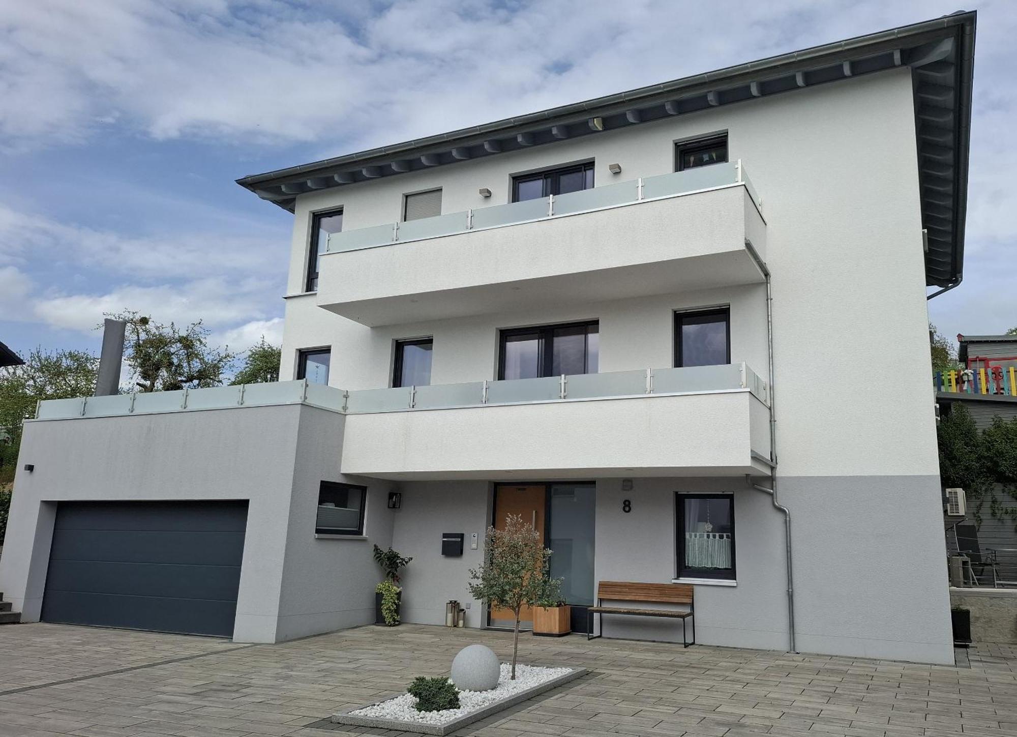Ferienwohnung Am Blumenberg บัดแมร์เกนท์ไฮม์ ภายนอก รูปภาพ
