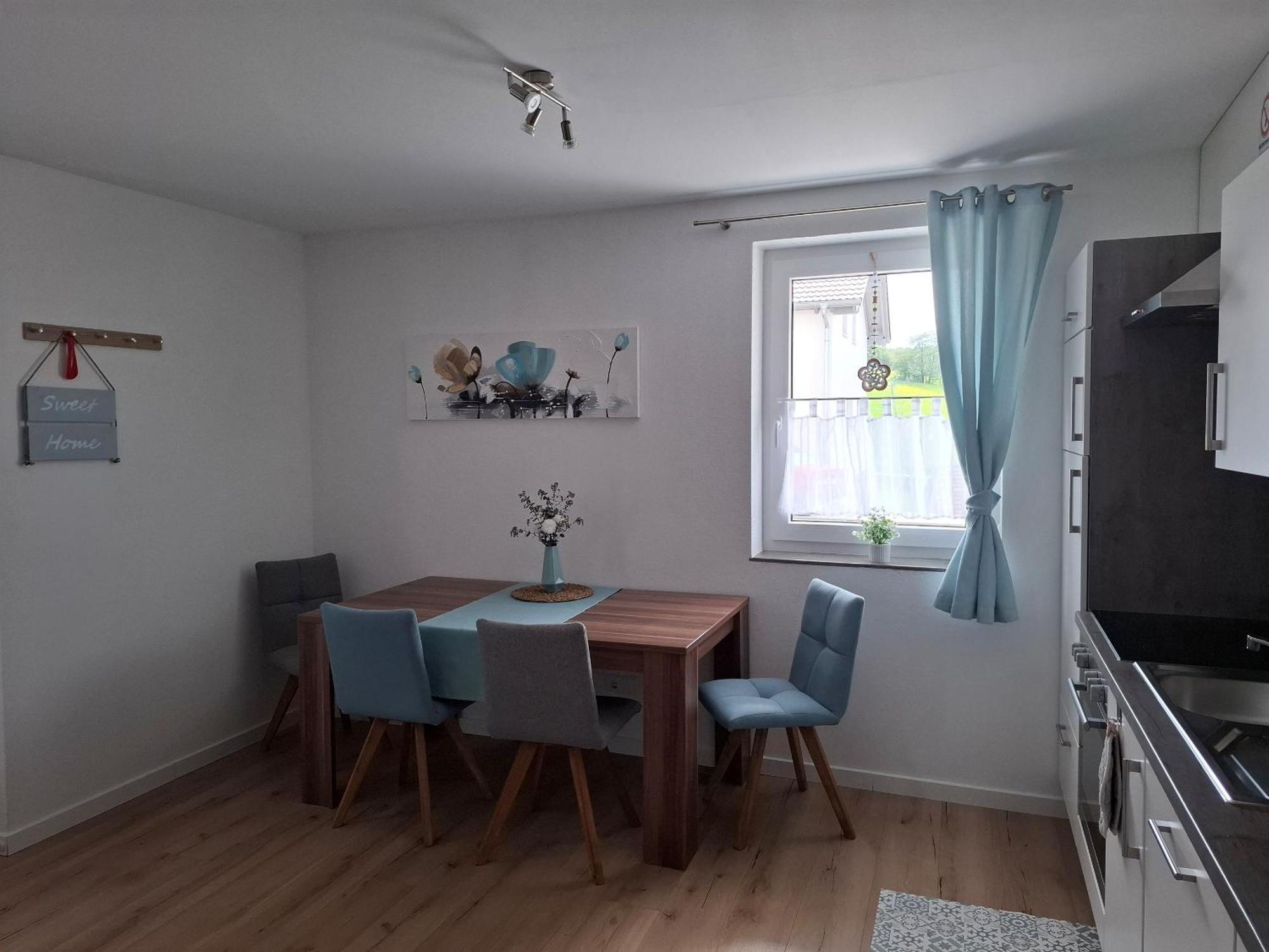 Ferienwohnung Am Blumenberg บัดแมร์เกนท์ไฮม์ ภายนอก รูปภาพ