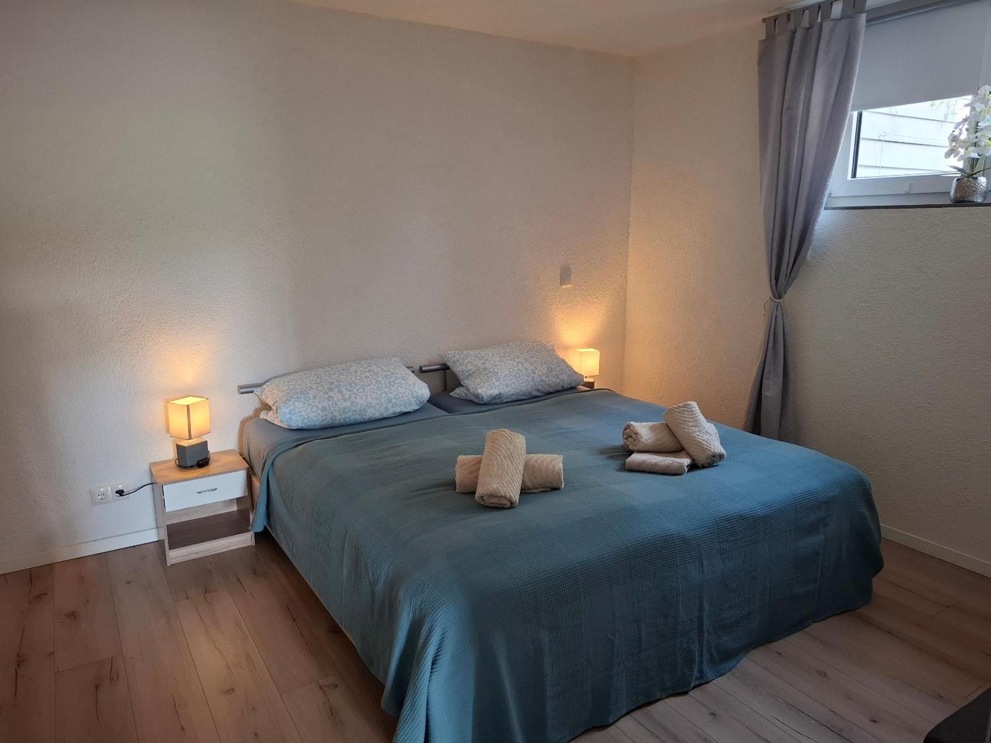 Ferienwohnung Am Blumenberg บัดแมร์เกนท์ไฮม์ ภายนอก รูปภาพ